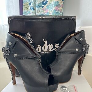 Hades Peep-Toe Ankle Boots black with crystals size 10 Dorgu